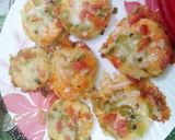 A picture of step 7 of Mini vegetables pizza bite.