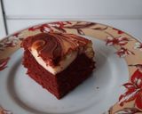 Foto langkah ke 11 dari resep Red Velvet Creamcheese Brownies.