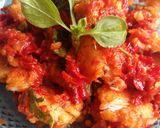 Foto langkah ke 4 dari resep Ayam geprek sambel kemangi.