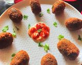 A picture of step 5 of Potato Cheese Bites.
