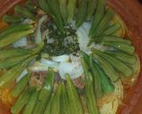 Foto del paso 5 de la receta: Tajín de carne de ternera con gombos y salsa de tomate - Mlokhiya