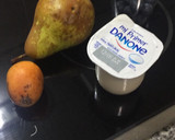 Foto del paso 1 de la receta: Papilla de nísperos, arándanos y yogur 🍐