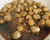 Hình bước làm 3 của món Nấm rơm kho nước tương