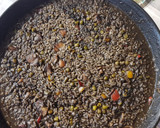 Foto del paso 4 de la receta: Arroz negro con calamar y rape