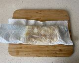 A picture of step 4 of Tamagoyaki Sando.