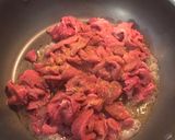 Foto del paso 2 de la receta: Bistec con papas y pimiento verde