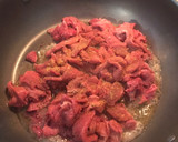 Foto del paso 2 de la receta: Bistec con papas y pimiento verde