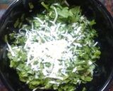 Foto del paso 1 de la receta: Ensalada de rúcula, ajo y parmesano, para acompañar carnes asadas