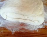 Vajas tésztás, tojás nélküli pogácsa recept fázis 4 fotója