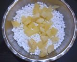 A picture of step 2 of Sabudana khichdi (street style).