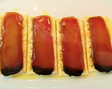 Foto del paso 4 de la receta: Pincho de mojama con olivada, tomate, albaricoque y piñones