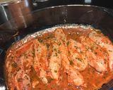 Foto del paso 5 de la receta: Pollo con salsa de achiote, puré de papa con zanahoria y repollo