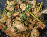 Foto langkah ke 4 dari resep Ayam Woku.