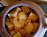Foto del paso 2 de la receta: Sopa crema de zapallo vegana