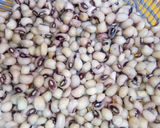 A picture of step 1 of Rice an beens(garau garau).