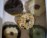 Foto langkah ke 6 dari resep Donat Labu Kuning Lembut.