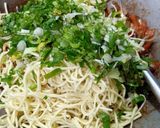 Foto langkah ke 4 dari resep 936. Mie Goreng Jawa.