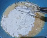 Foto langkah ke 3 dari resep Bolu Pisang Kukus.