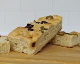 Foto del paso 3 de la receta: Focaccia con tomates secos y aceitunas