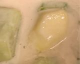 A picture of step 1 of Apple smoothy.