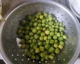 A picture of step 1 of Mumbai style pav bhaji recipe.