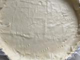Tarta de hojaldre con crema pastelera y manzanas