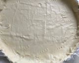 Foto del paso 2 de la receta: Tarta de hojaldre con crema pastelera y manzanas