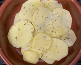 Foto del paso 2 de la receta: Pollo con salsa de pimientos de piquillo y patatas hechas en airfryer