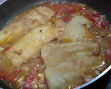 Foto del paso 3 de la receta: Perca "responsable" en salsa de piquillo