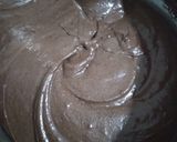 Foto langkah ke 5 dari resep Cupcake Coklat Lembut.