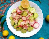 عکس مرحله 2 از دستور سالاد خیار و تربچه و پیاز