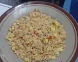 Foto langkah ke 6 dari resep Nasi Goreng Telur.