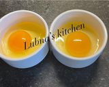 A picture of step 2 of AIR FRYER POACHED EGGS:.