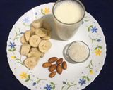A picture of step 1 of Almond Banana Smoothie.