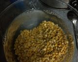 A picture of step 2 of Daal Palak.