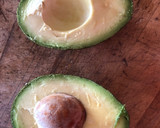 Foto del paso 4 de la receta: Ensaladilla fresca de aguacate y langostinos con hierbabuena