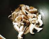 Foto del paso 2 de la receta: Risotto con champiñones 🍄
