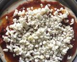 Margarita pizza recipe step 2 photo
