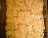 A picture of step 2 of Granadilla fridge tart.