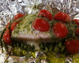 Foto del paso 3 de la receta: Salmón a la papillote con pesto