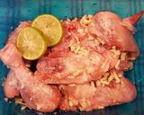 Foto langkah ke 1 dari resep Salty Chicken.
