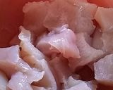 A picture of step 1 of Chicken shashlik.