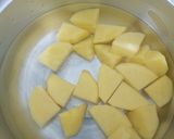 Foto langkah ke 1 dari resep Potato octopus.