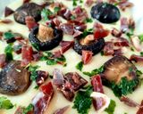 Foto del paso 9 de la receta: Crema de patata al romero con shiitake y jamón