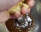 รูปขั้นตอนการทำที่ 2 ของ ซี่โครงหมูตุ๋นสับปะรด