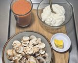 Foto del paso 2 de la receta: Espagueti con Crema de Champiñones y Chorizo Chipotleado