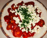 Foto del paso 5 de la receta: Ensalada de tomates perita con queso fresco
