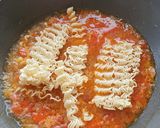 A picture of step 4 of Masala Maggi Sakshuka.