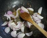 A picture of step 3 of Stir fried Noodles.