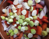 Foto del paso 2 de la receta: Huevos al horno con verduras